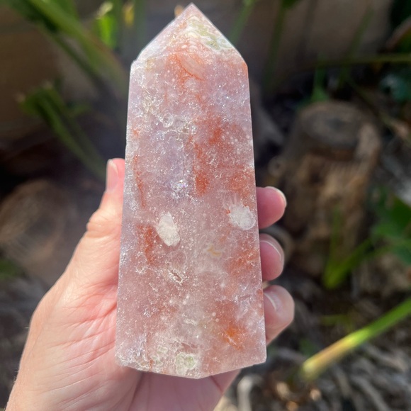 Brazilian Pink Amethyst Purple Flower Agate Tower - Picture 11 of 13